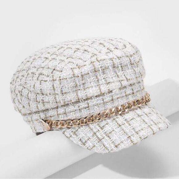 White and Gold Newboy Cap - Picture 1 of 7